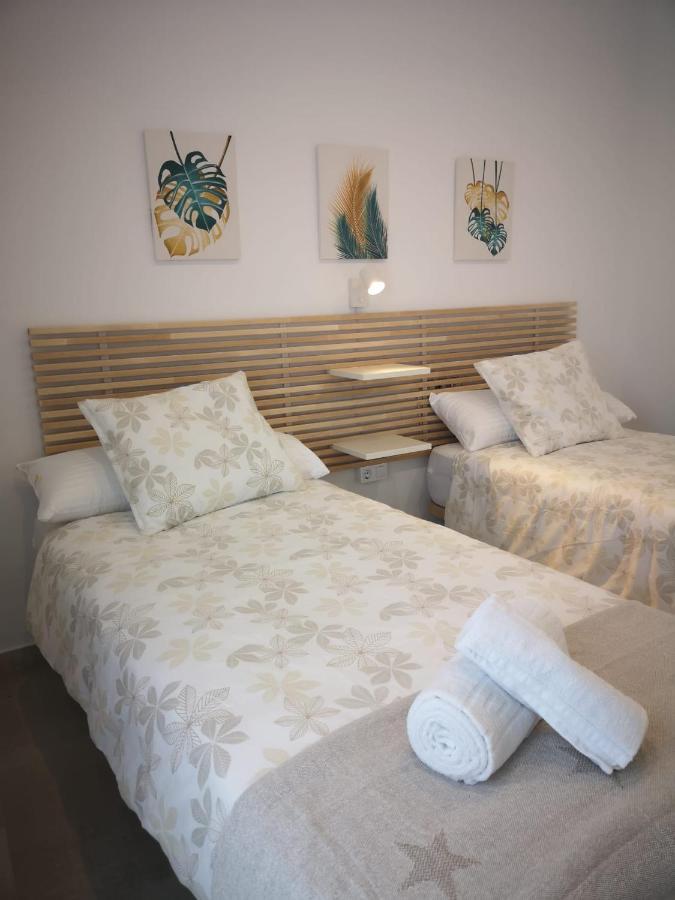 Apartamento Suite Arco De La Villa,Solo Familia Y Parejas,Parking Gratuito Кониль-де-ла-Фронтера Экстерьер фото