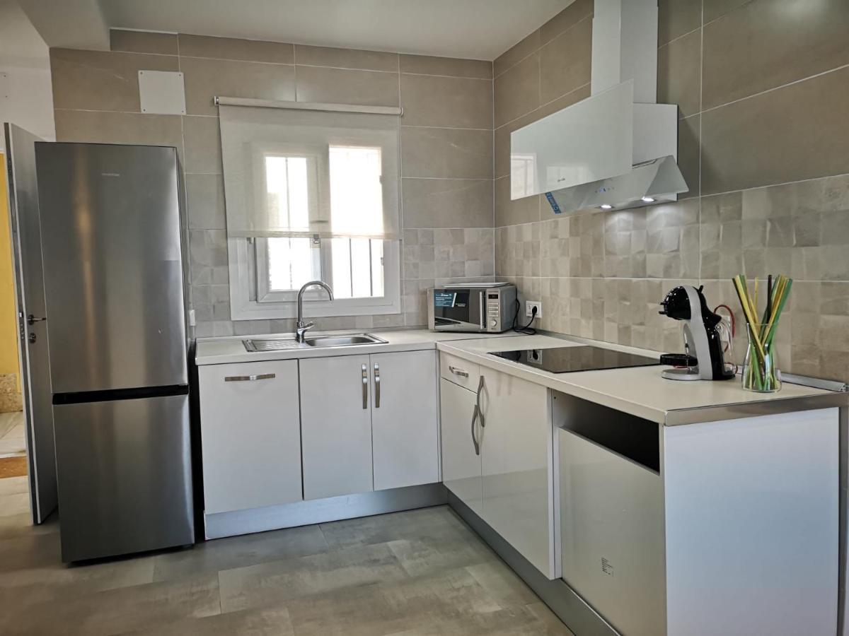 Apartamento Suite Arco De La Villa,Solo Familia Y Parejas,Parking Gratuito Кониль-де-ла-Фронтера Экстерьер фото