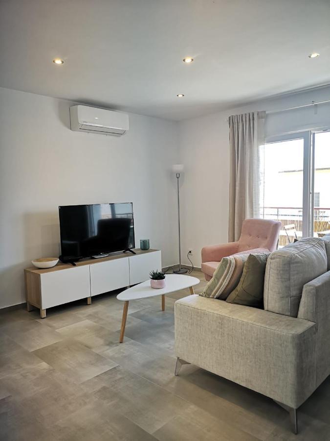 Apartamento Suite Arco De La Villa,Solo Familia Y Parejas,Parking Gratuito Кониль-де-ла-Фронтера Экстерьер фото