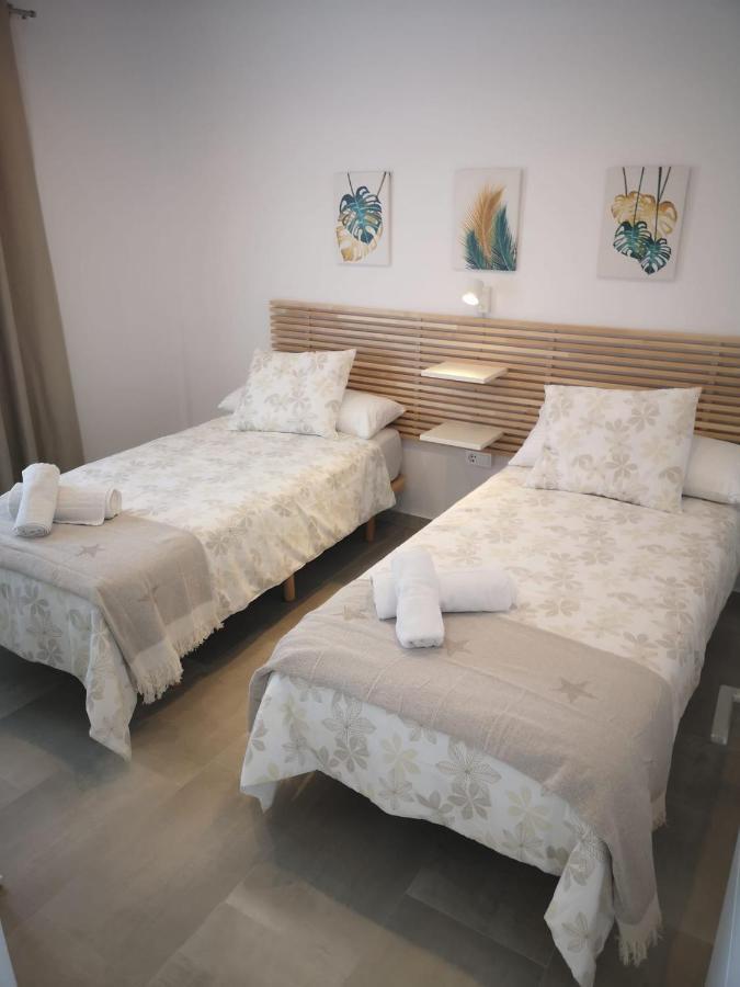Apartamento Suite Arco De La Villa,Solo Familia Y Parejas,Parking Gratuito Кониль-де-ла-Фронтера Экстерьер фото